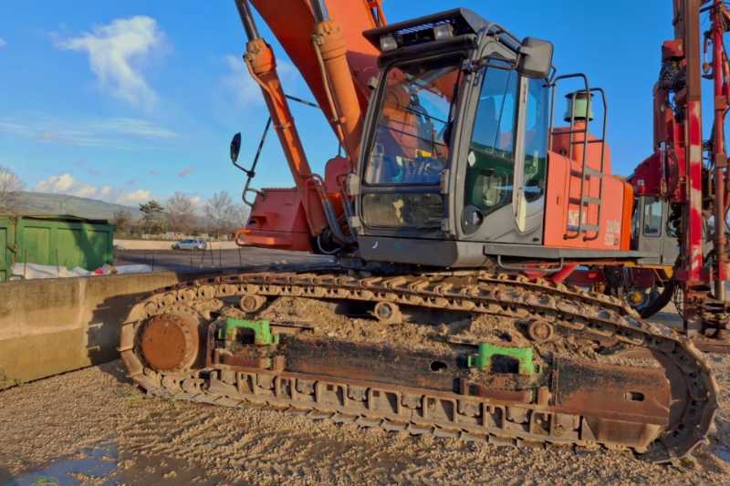 OmecoHub - Immagine HITACHI ZX520LCH-3